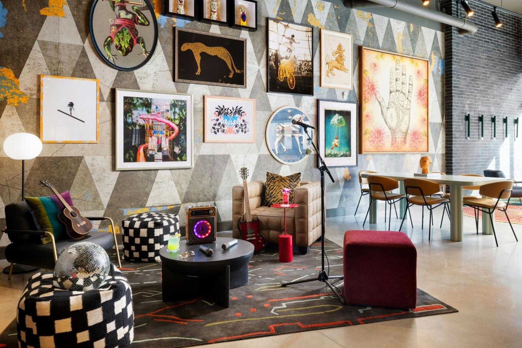 Moxy Downtown Hotel Allentown